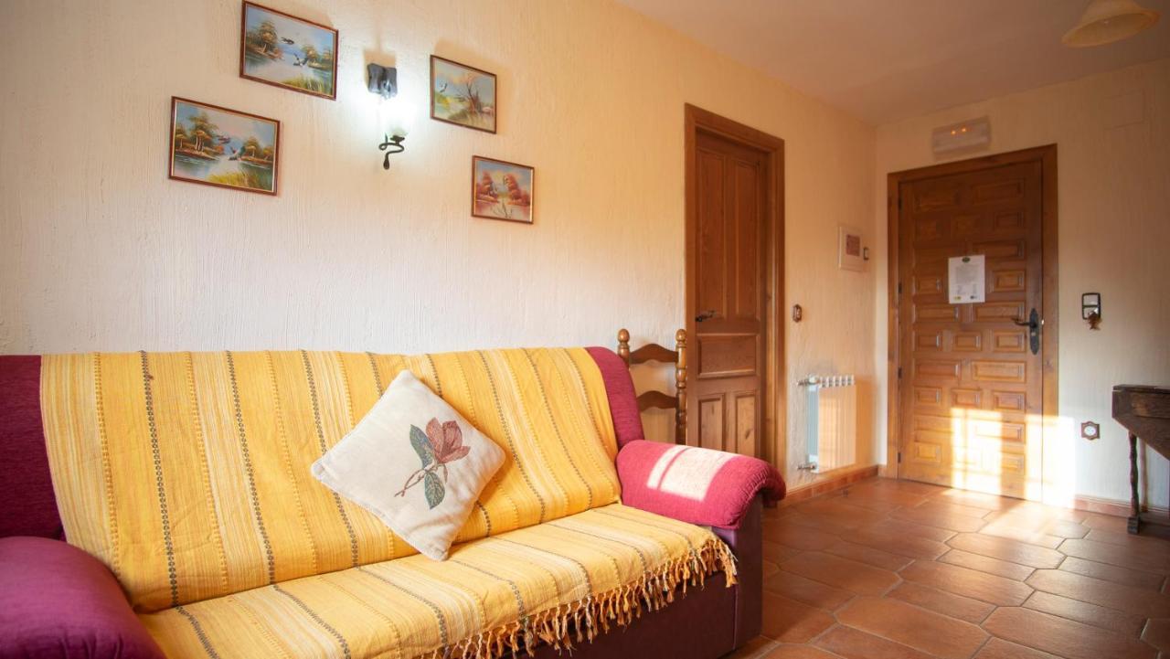 Casa Rural Santa Elena Villafranca de los Caballeros ภายนอก รูปภาพ