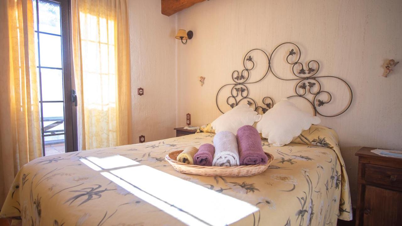 Casa Rural Santa Elena Villafranca de los Caballeros ภายนอก รูปภาพ